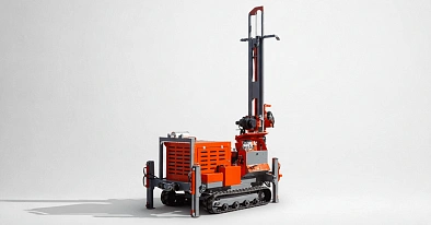 TITAN 60 